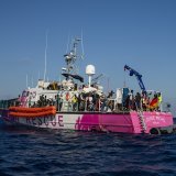 Le navire allemand Louise-Michel est arrivé vendredi sur l'île italienne de Lampedusa avec 33 migrants à bord (archives).